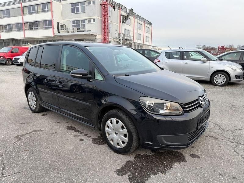 Gebraucht VW Touran Trendline 105 PS (77 kW) 2011 Schwarz Van / Kleinbus