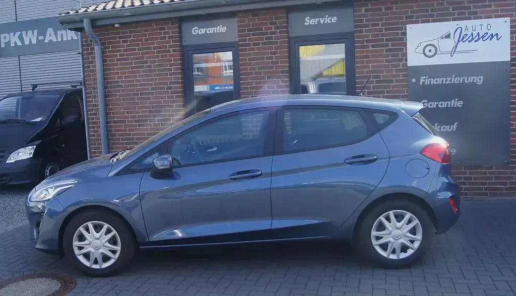 Gebraucht Ford Fiesta Cool & Connect 101 PS (74 kW) 2019 Blau Kleinwagen