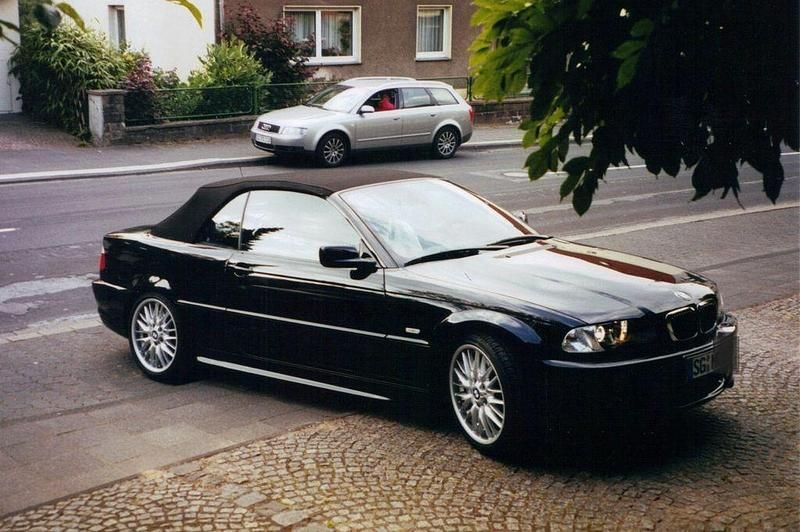 Schwarz Gebraucht 2002 BMW 330 Cabriolet M Sport Cabrio | 18.500 € (Fairer Preis) - Bild 1/4
