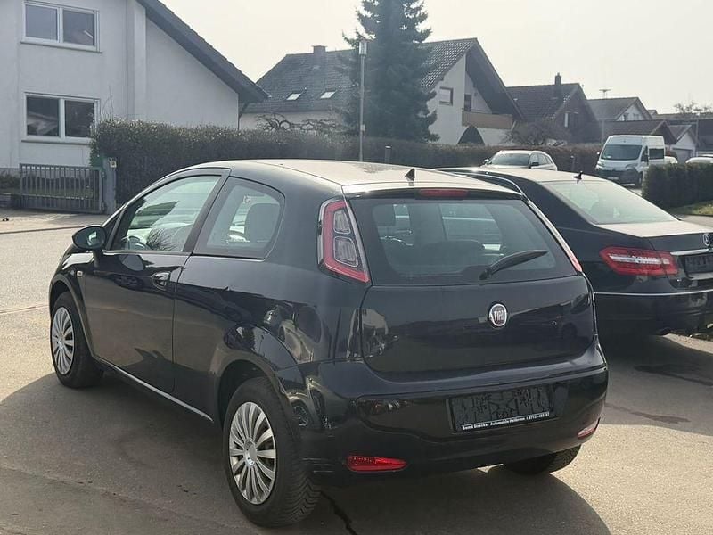 Gebraucht Fiat Punto Evo 77 PS (56 kW) 2011 Blu lancia/suggestivo/fontana Kleinwagen