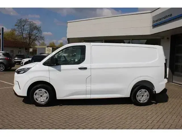 Neu Ford Transit Custom Trend 136 PS (100 kW) 2026 Weiß Van