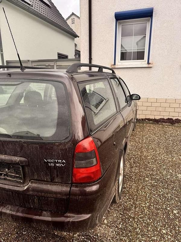 Gebraucht Opel Vectra 101 PS (74 kW) 2001 Kombi