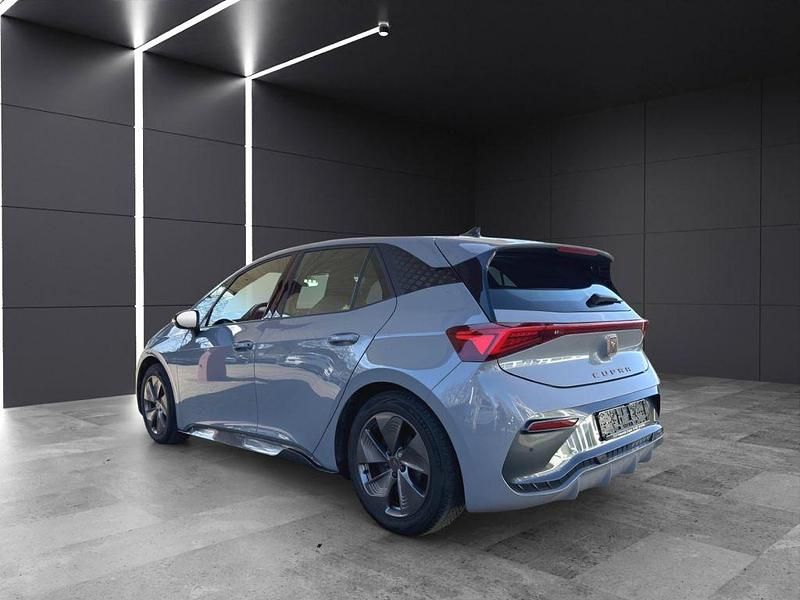 Gebraucht Cupra Born 150 kW (204 PS) 2023 Vaporgrau Kleinwagen