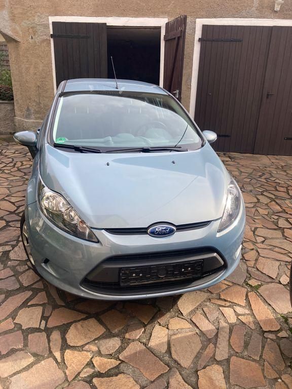 Gebraucht Ford Fiesta Trend 97 PS (71 kW) 2008 Andere farben Limousine