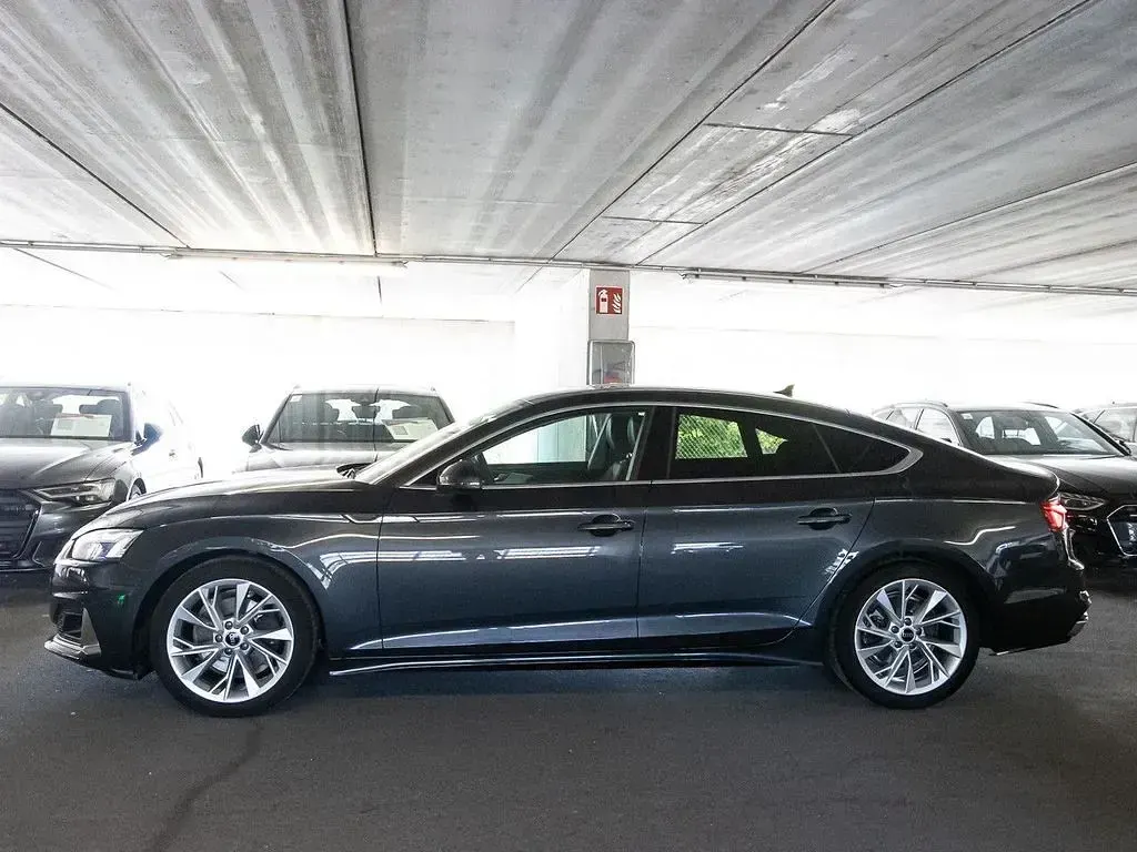 Gebraucht Audi A5 Sportback Advanced 163 PS (119 kW) 2023 Grau Kleinwagen