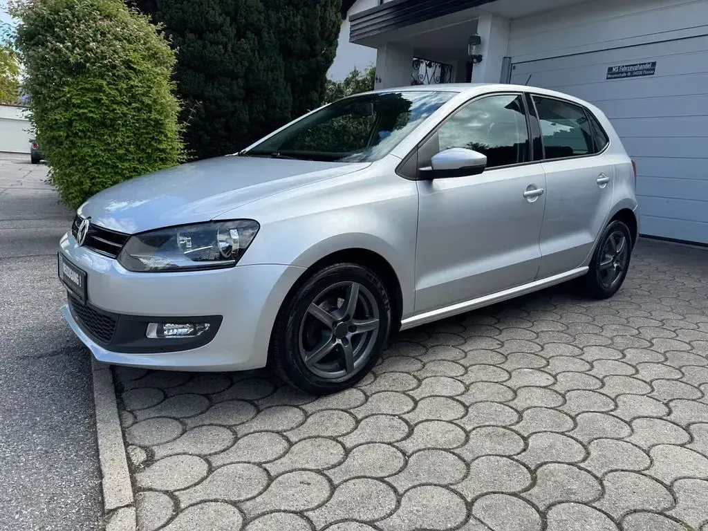 Gebraucht VW Polo 86 PS (63 kW) 2011 Reflexsilber Kleinwagen