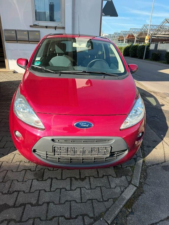 Gebraucht Ford Ka Titanium 69 PS (50 kW) 2014 Violett Kleinwagen