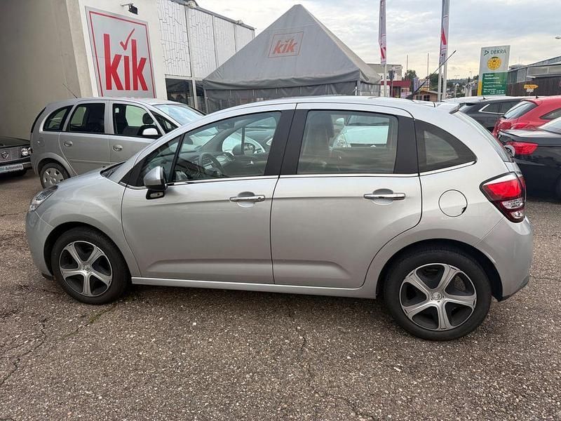Gebraucht Citroën C3 SELECTION 82 PS (60 kW) 2016 Silber Kleinwagen