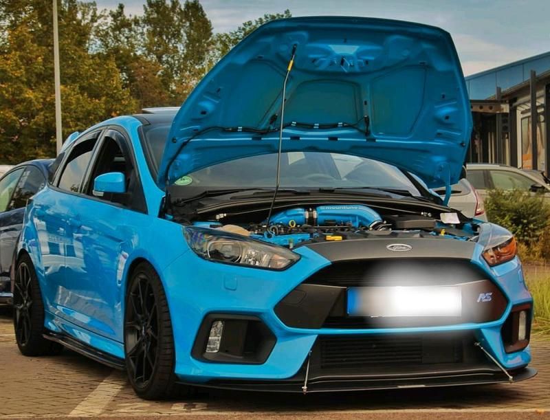 Gebraucht Ford Focus RS 380 PS (279 kW) 2017 Blau Limousine