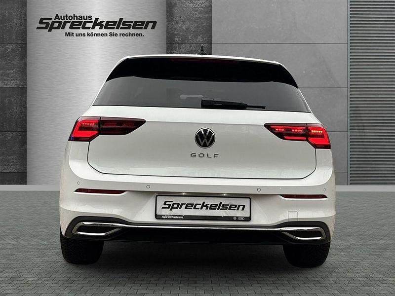 Gebraucht VW Golf VIII Move 116 PS (85 kW) 2024 Weiß Limousine