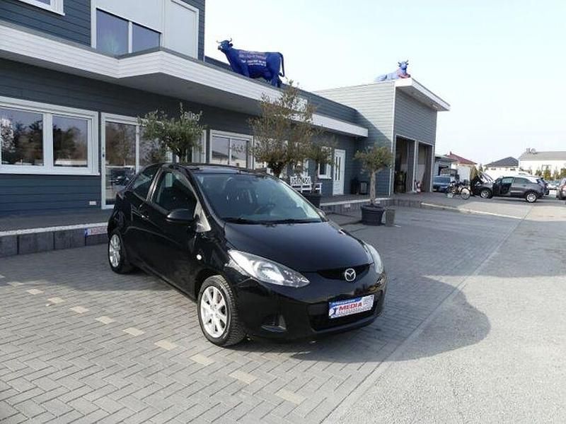 Gebraucht Mazda 2 Inclusive 75 PS (55 kW) 2010 Schwarz Kleinwagen