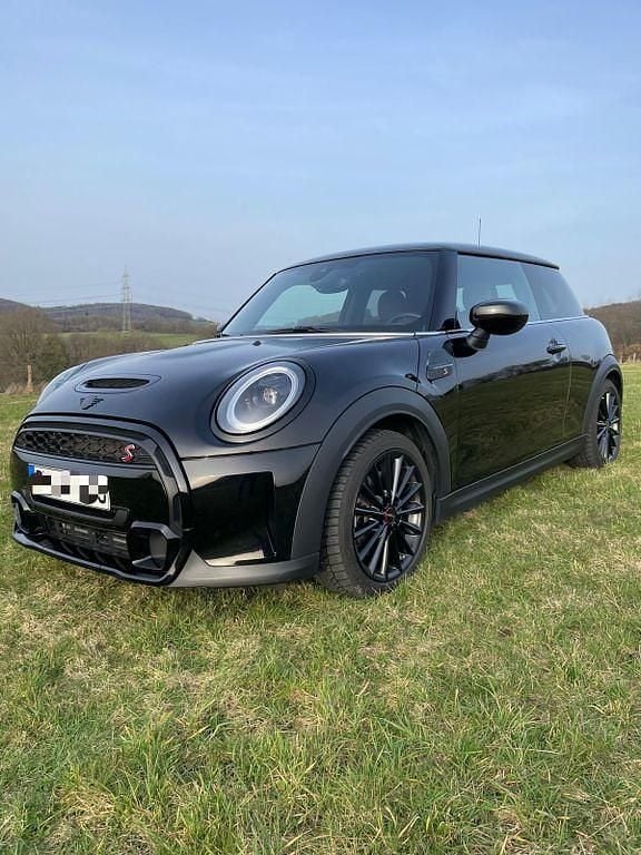 Gebraucht Mini Cooper S Classic 178 PS (130 kW) 2022 Schwarz Kleinwagen