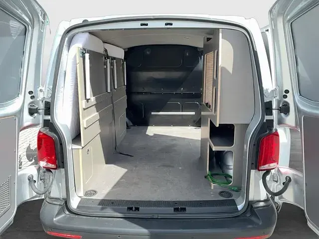 Używany VW Transporter 150 KM (110 kW) 2020 Srebrny Van