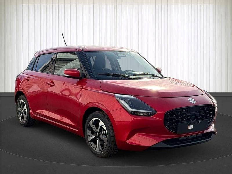 Neu Suzuki Swift Comfort+ 83 PS (61 kW) 2025 Rot Kleinwagen