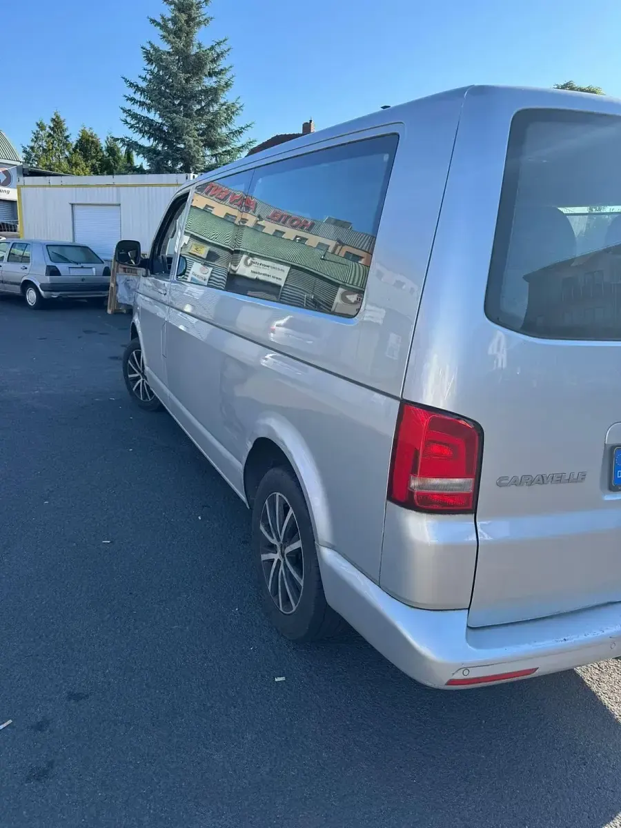 Occasion VW Caravelle 140 ch (102 kW) 2012 Argent Van