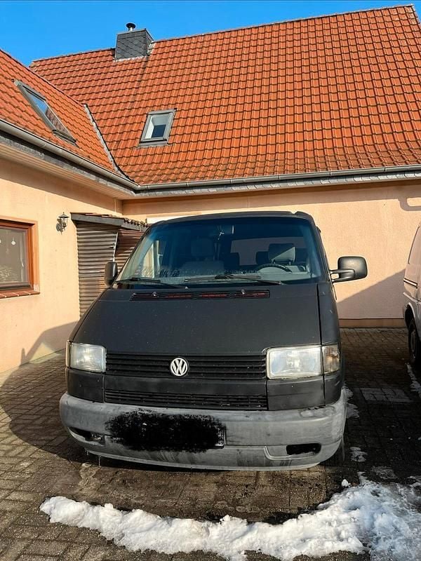 Second-hand VW T4 70 CP (51 kW) 1994 Negru Van