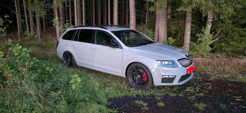 Gebraucht Skoda Octavia RS 350 PS (257 kW) 2016 Grau Kleinwagen