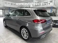 Gebraucht Mercedes B250 224 PS (164 kW) 2020 Grau Van / Kleinbus