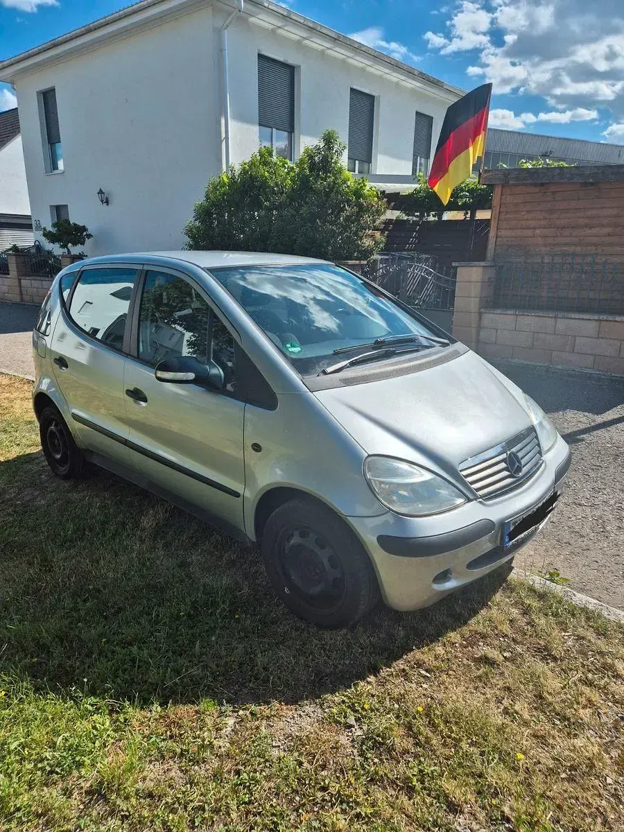 Gebraucht Mercedes A160 Classic 102 PS (75 kW) 2004 Silber Van / Kleinbus