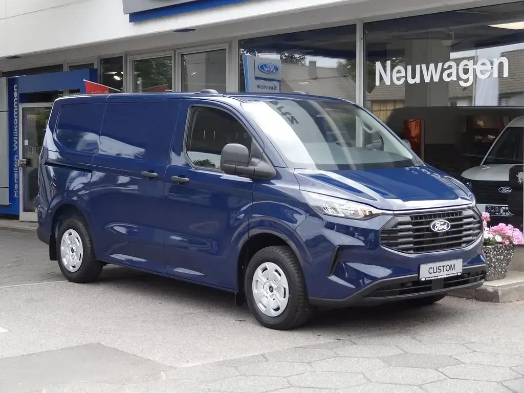 Neu Ford Transit Custom Trend 136 PS (100 kW) 2026 Blazer blue Van / Kleinbus