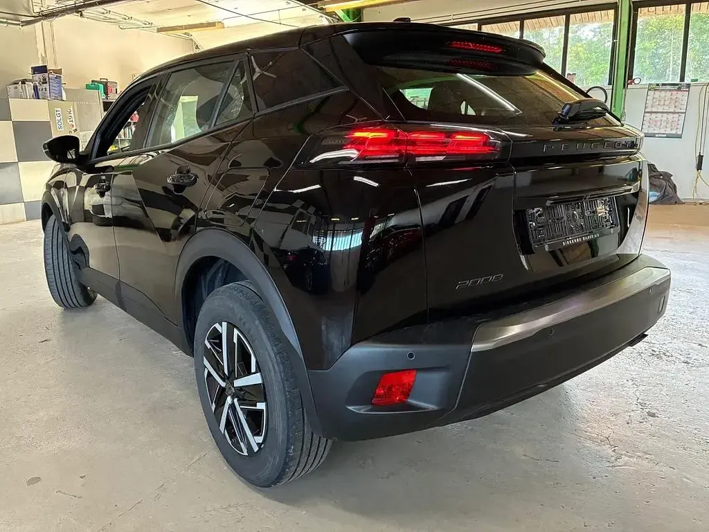 Gebraucht Peugeot 2008 Active 101 PS (74 kW) 2024 Schwarz SUV
