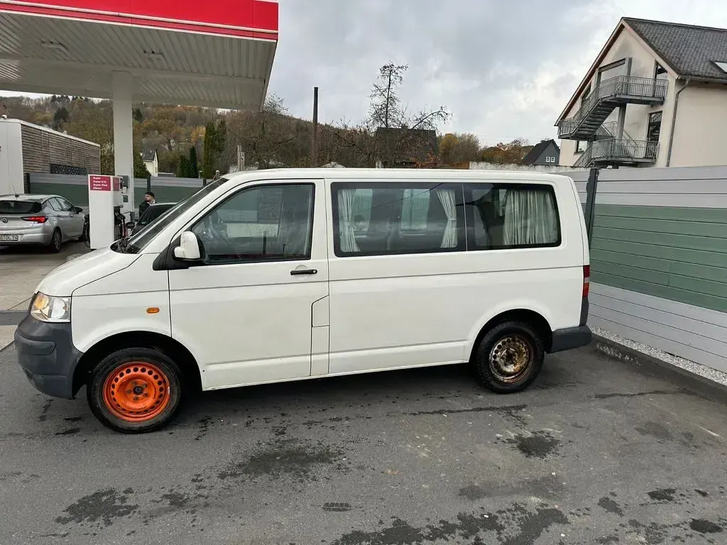 Gebraucht VW Caravelle 102 PS (75 kW) 2007 Weiß Van