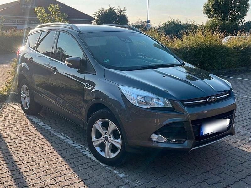 Gebraucht Ford Kuga SYNC Edition 150 PS (110 kW) 2016 Grau SUV