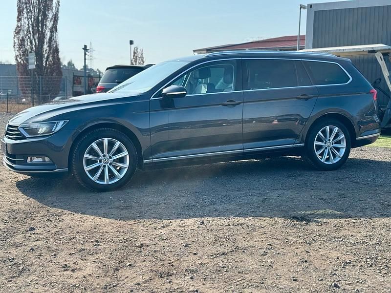 Gebraucht VW Passat Highline 150 PS (110 kW) 2017 Grau Kombi