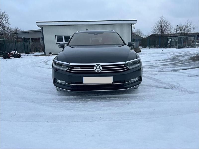 Gebraucht VW Passat Highline 190 PS (139 kW) 2018 Schwarz Kombi
