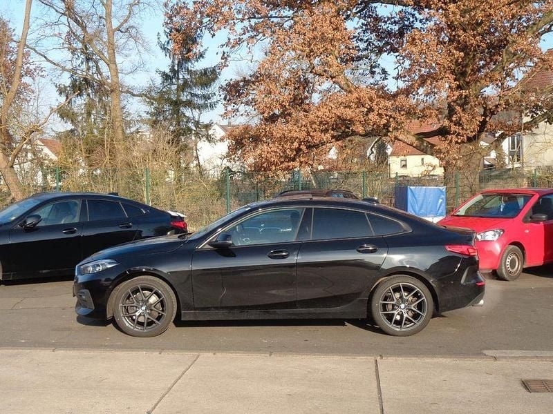 Gebraucht BMW 218 Comfort Edition 136 PS (100 kW) 2024 Schwarz Coupé