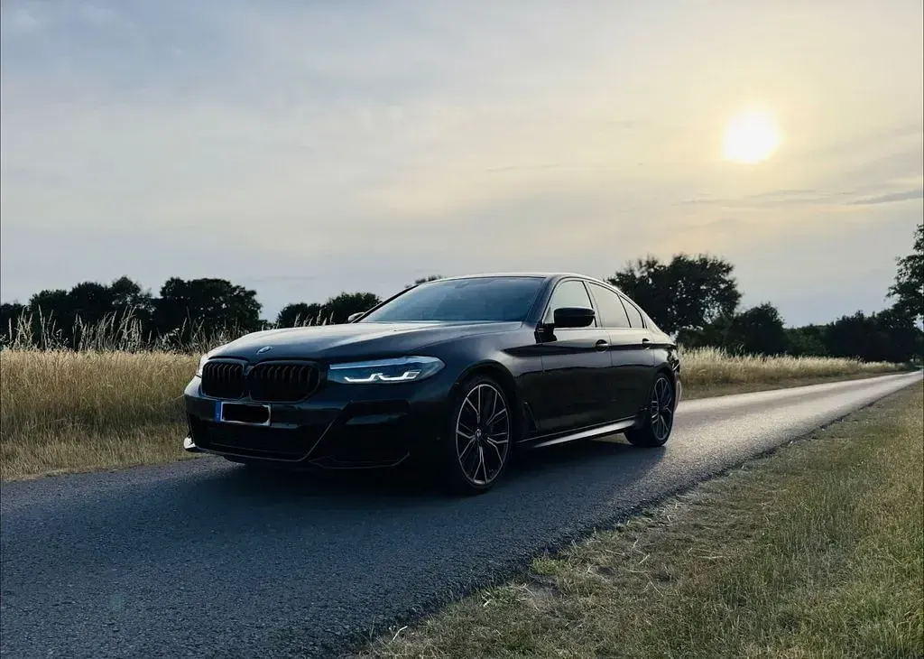 Gebraucht BMW M550 Performance 530 PS (389 kW) 2021 Schwarz Limousine