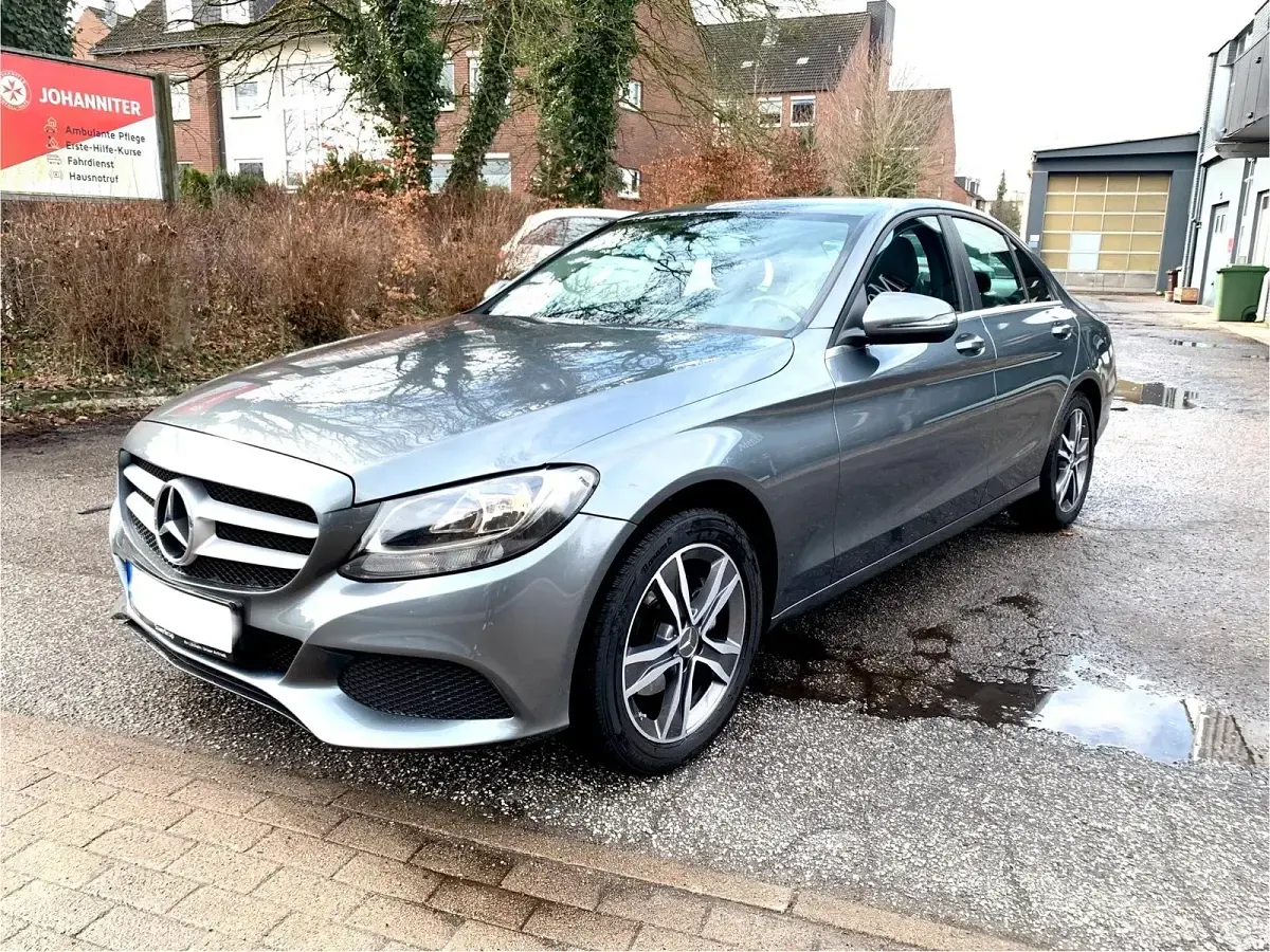 Gebraucht Mercedes C200 184 PS (135 kW) 2016 Grau Limousine