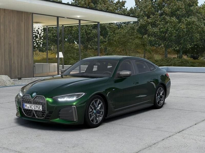 Gebraucht BMW i4 Comfort Edition 400 kW (544 PS) 2024 Sanremo green (grün) Limousine