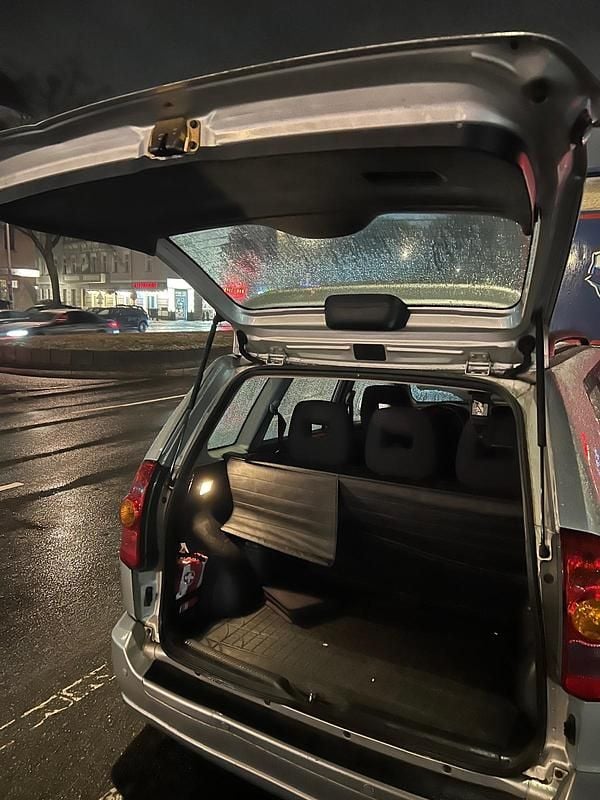 Gebraucht Mitsubishi Space Star 98 PS (72 kW) 2004 Silber Van / Kleinbus