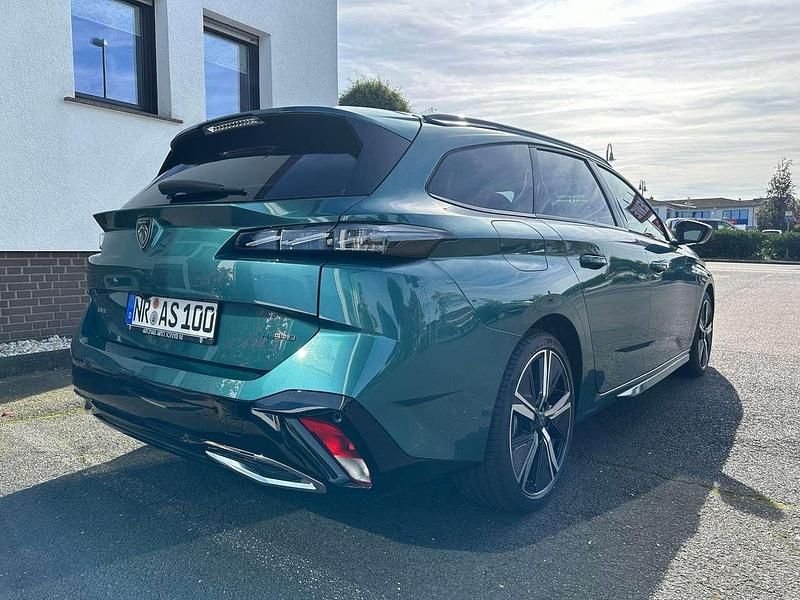 Gebraucht Peugeot 308 SW GT 150 PS (110 kW) 2022 Avatar blau Kombi