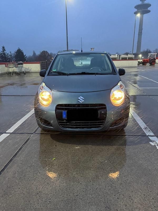 Gebraucht Suzuki Alto 68 PS (50 kW) 2010 Grau Kleinwagen