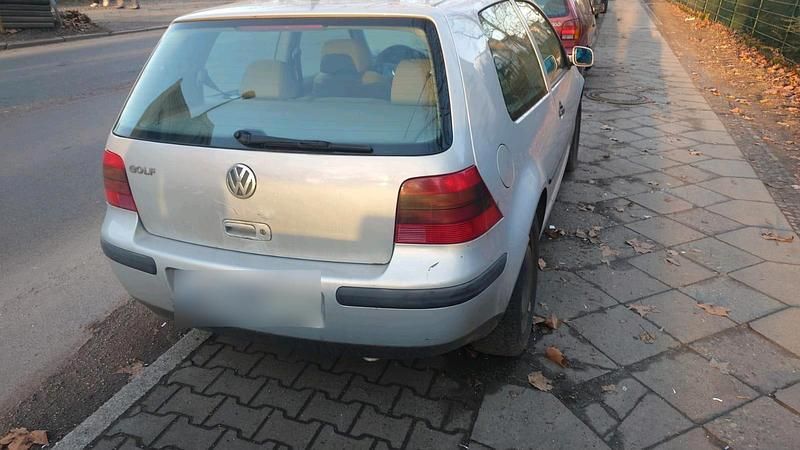 Gebraucht VW Golf IV 75 PS (55 kW) 2000 Silber Limousine