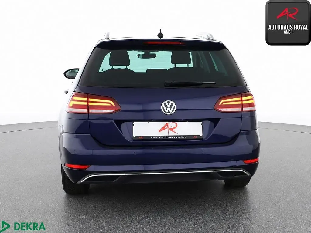 Gebraucht VW Golf VII Active 116 PS (85 kW) 2017 Atlantic blue Kombi