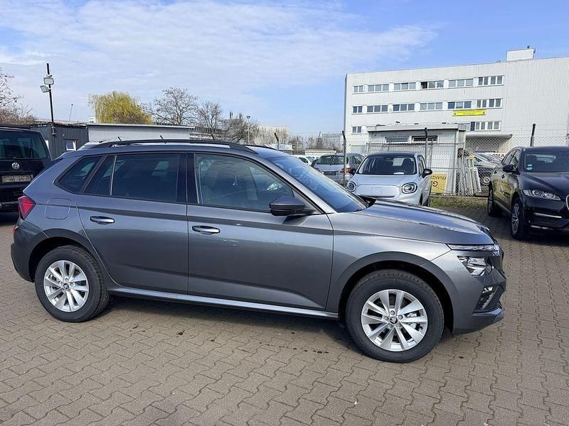 Neu Skoda Kamiq Selection 116 PS (85 kW) 2026 Graphit grey SUV