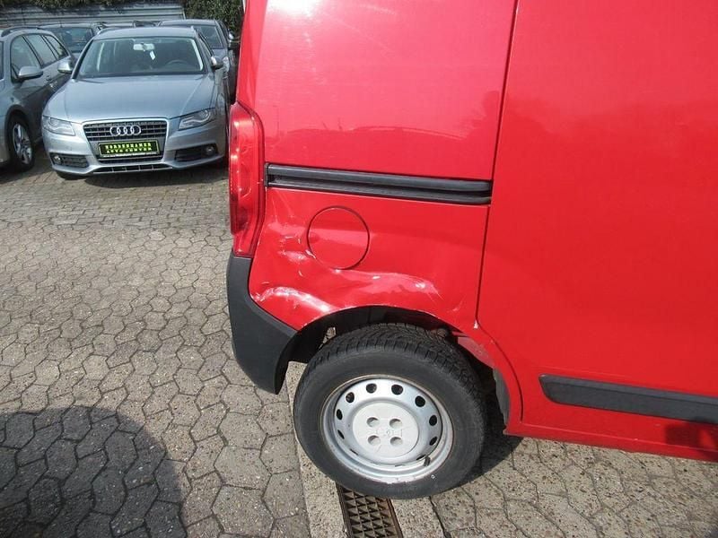 Gebraucht Peugeot Bipper 68 PS (50 kW) 2010 Rot Van / Kleinbus