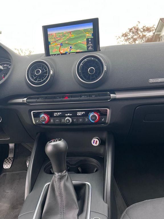 Gebraucht Audi A3 Comfort 116 PS (85 kW) 2017 Blau Limousine