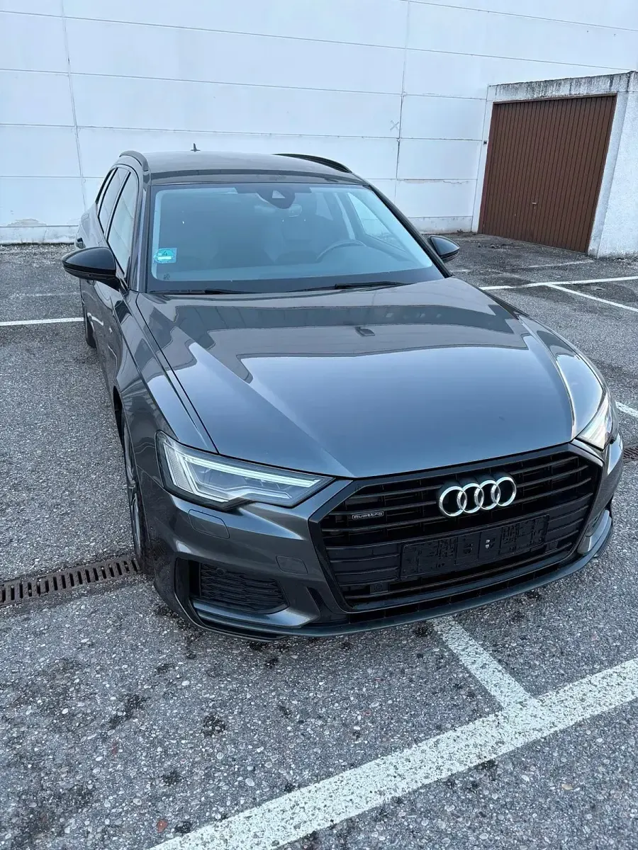 Gebraucht Audi A6 S-Line 367 PS (269 kW) 2021 Grau Kombi
