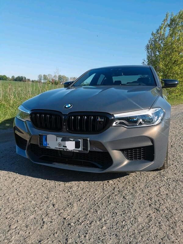 Andere außenfarben Gebraucht 2020 BMW M5 Competition Edition Limousine | 69.500 € (Teuer) - Bild 1/4