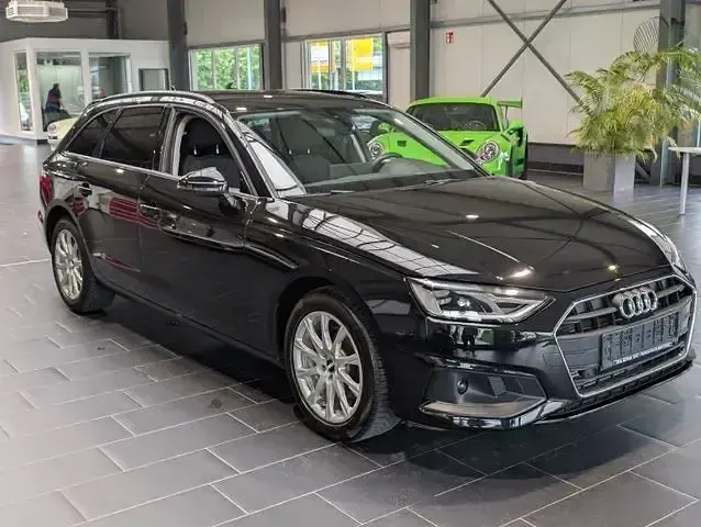 Gebraucht Audi A4 204 PS (150 kW) 2022 Schwarz Kombi