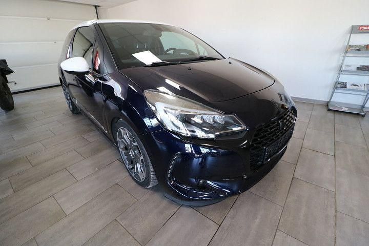 Bleu encre Gebraucht 2016 DS Automobiles DS3 So Chic Kleinwagen | 5.290 € (Guter Preis) - Bild 1/4