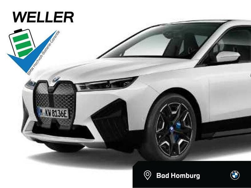 Mineralweiß (weiß) Gebraucht 2023 BMW iX Comfort Edition SUV | 47.980 € (Guter Preis) - Bild 1/3