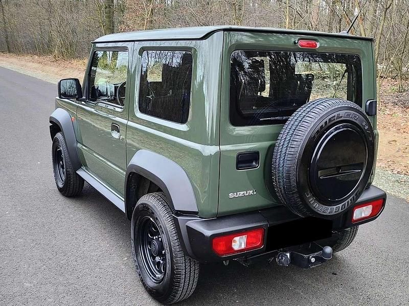 Gebraucht Suzuki Jimny Comfort 102 PS (75 kW) 2018 Grün SUV