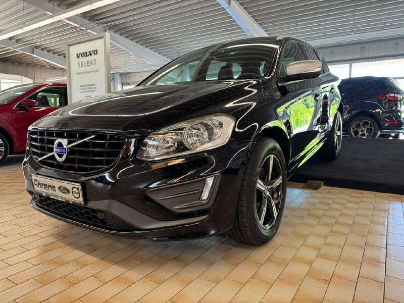 Onyx black / metallic Gebraucht 2016 Volvo XC60 R-Design SUV | 23.950 € (Teuer) - Bild 1/4