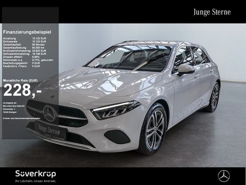 Andere farbe Gebraucht 2024 Mercedes A200 Progressive Kleinwagen | 28.920 € (Fairer Preis) - Bild 1/2