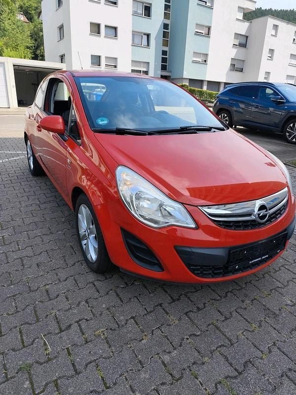 Rot Gebraucht 2013 Opel Corsa Kleinwagen | 1.800 € (Guter Preis) - Bild 1/4